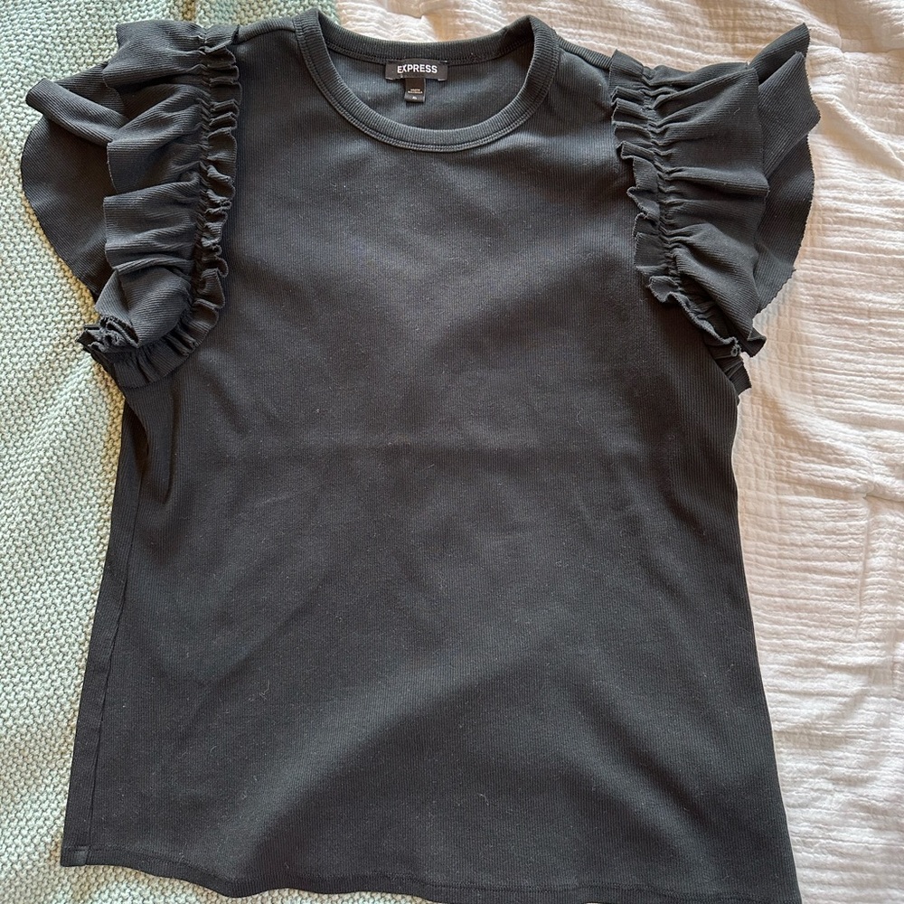 Must have Express summer top!